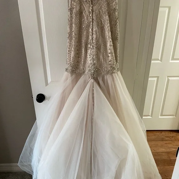 Allure bridal blush champagne wedding gown size 8 - Picture 10 of 14